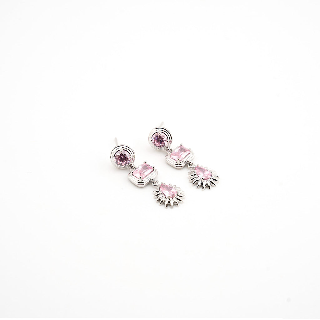 Aretes plateados con cristales rosas
