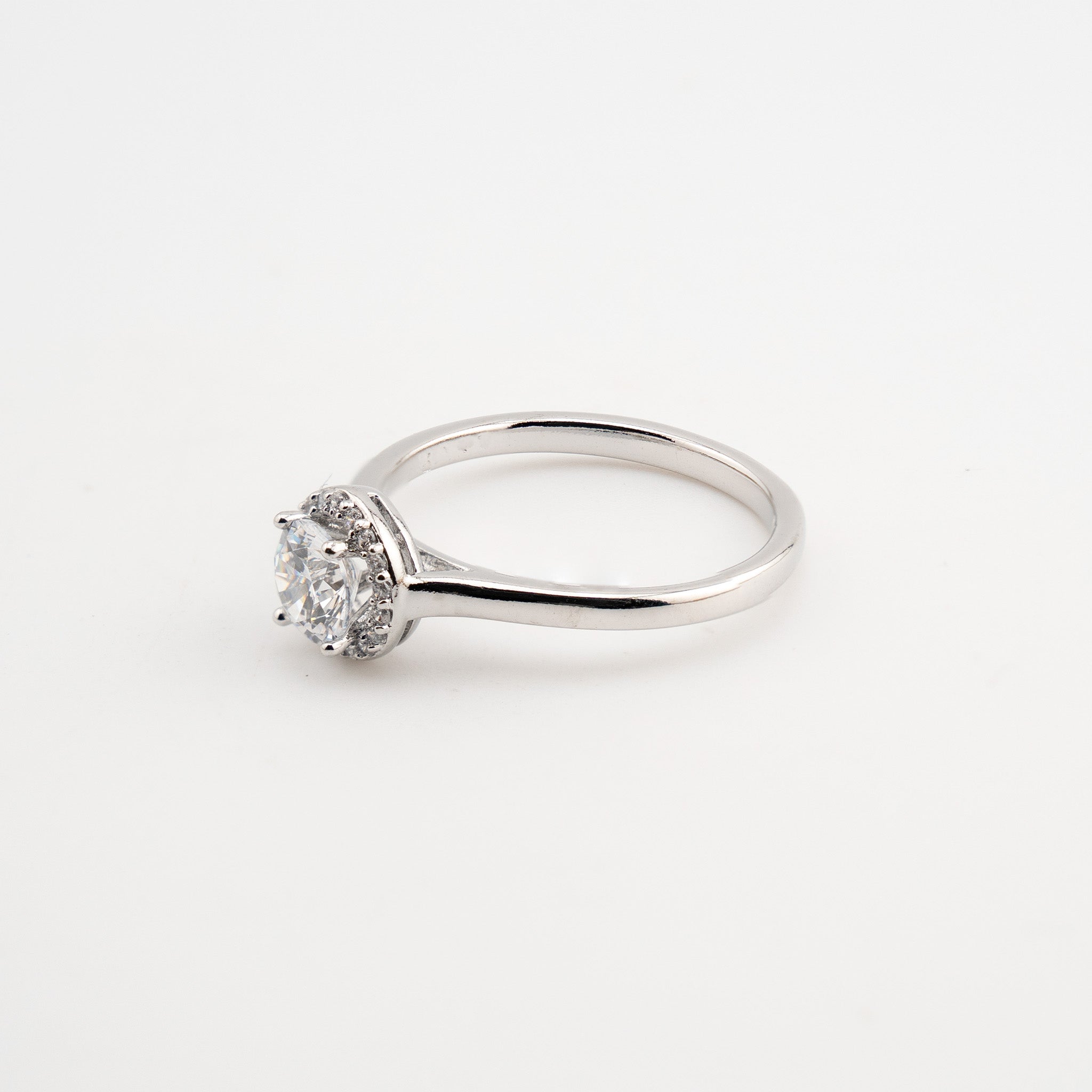 https://cdn.shopify.com/s/files/1/0804/4124/5940/files/M26504.jpg?v=1772487471