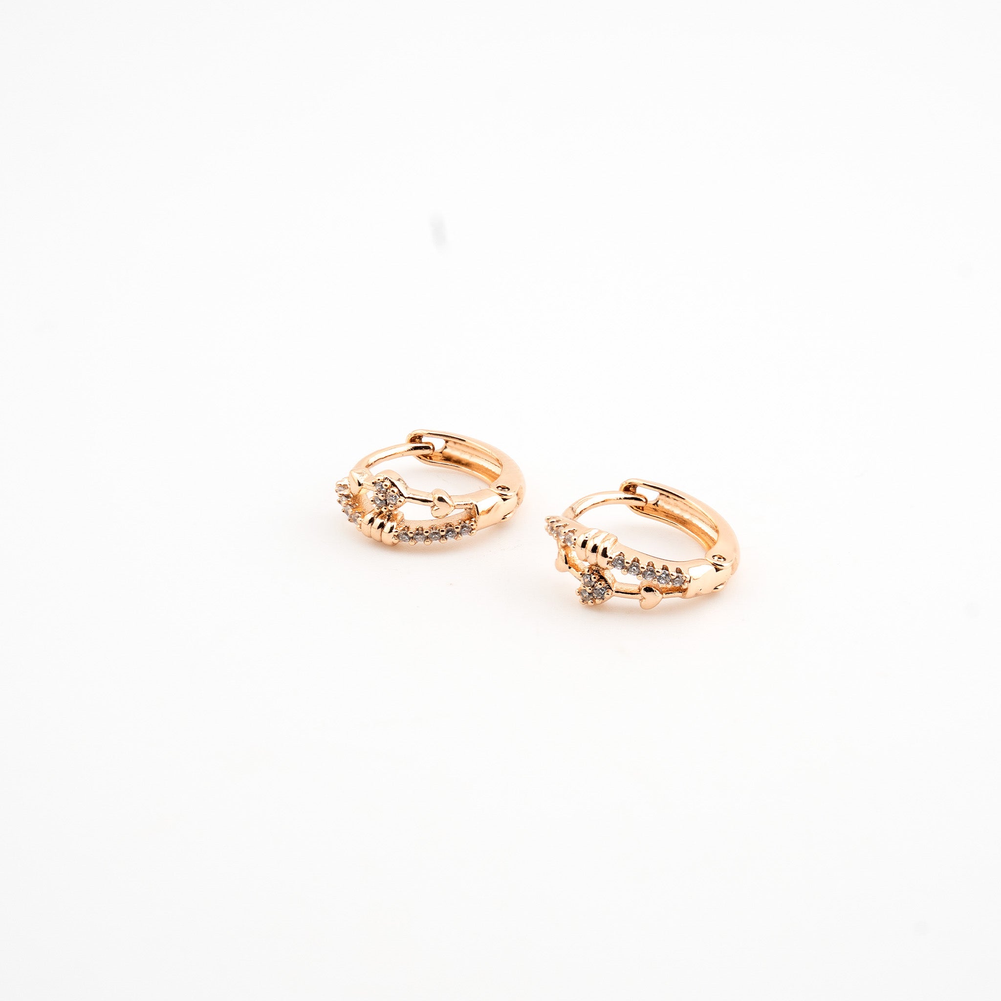 Huggies rose gold (oro rosa) con cristales