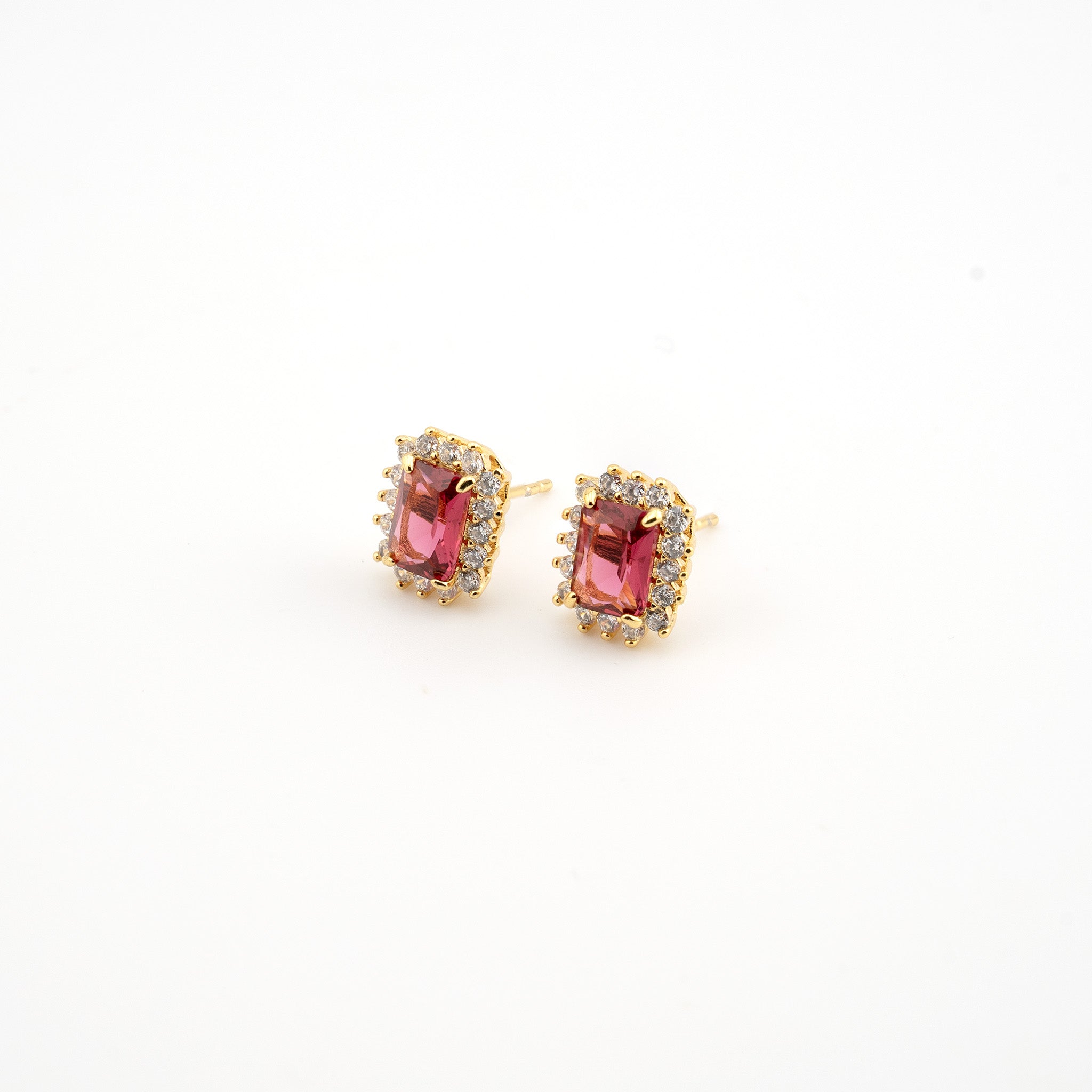 Atere con zirconias y un cristal rojo