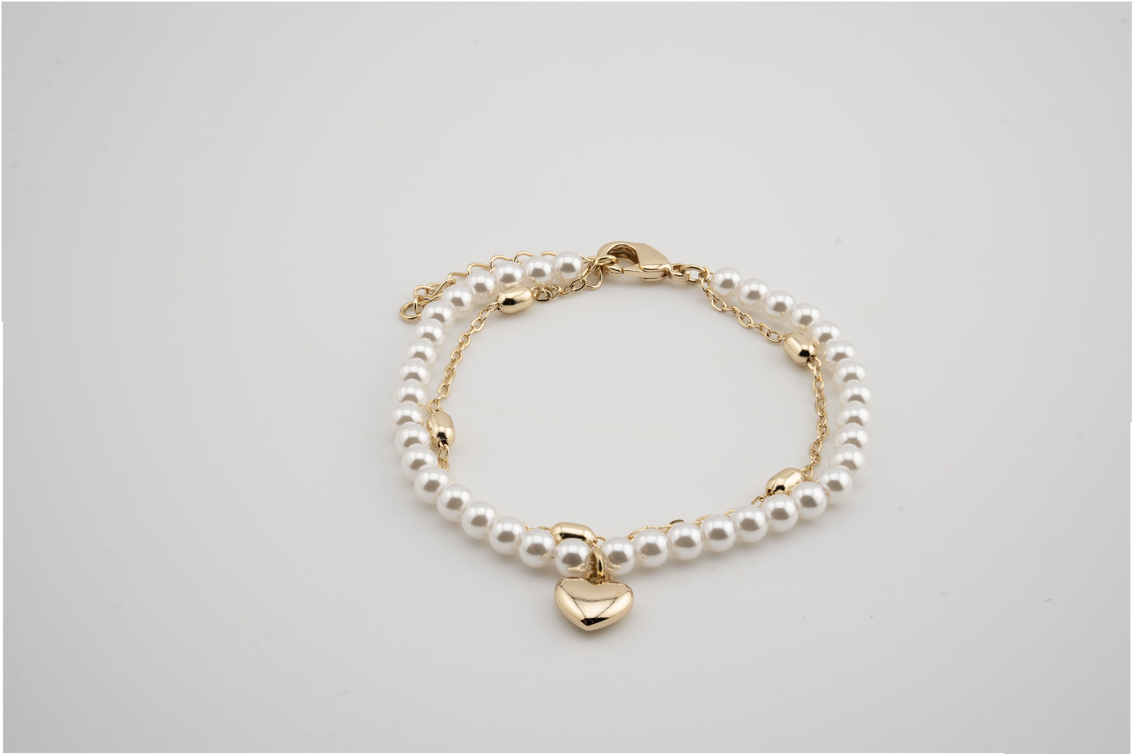 Pulsera con perlas