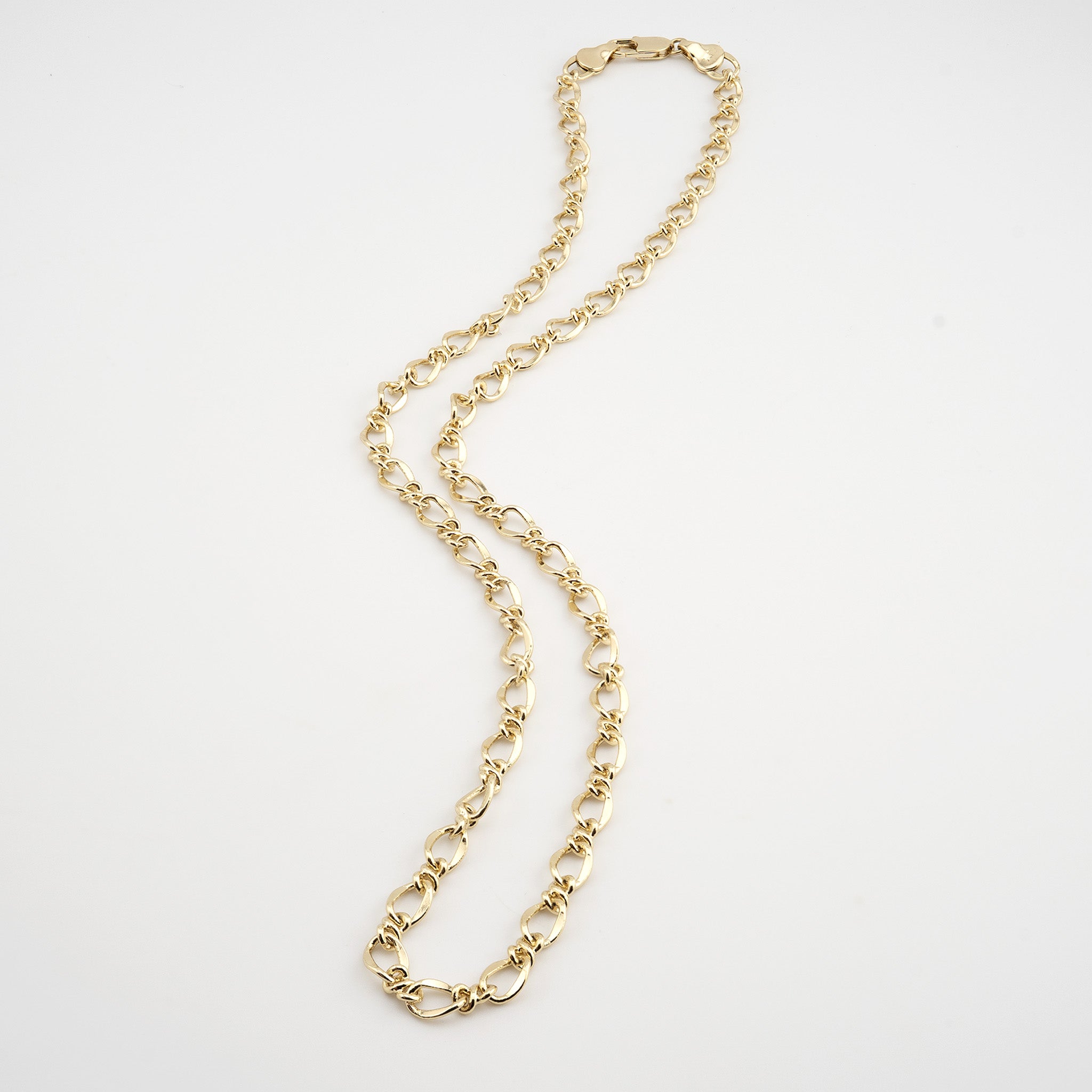  Collar dorado